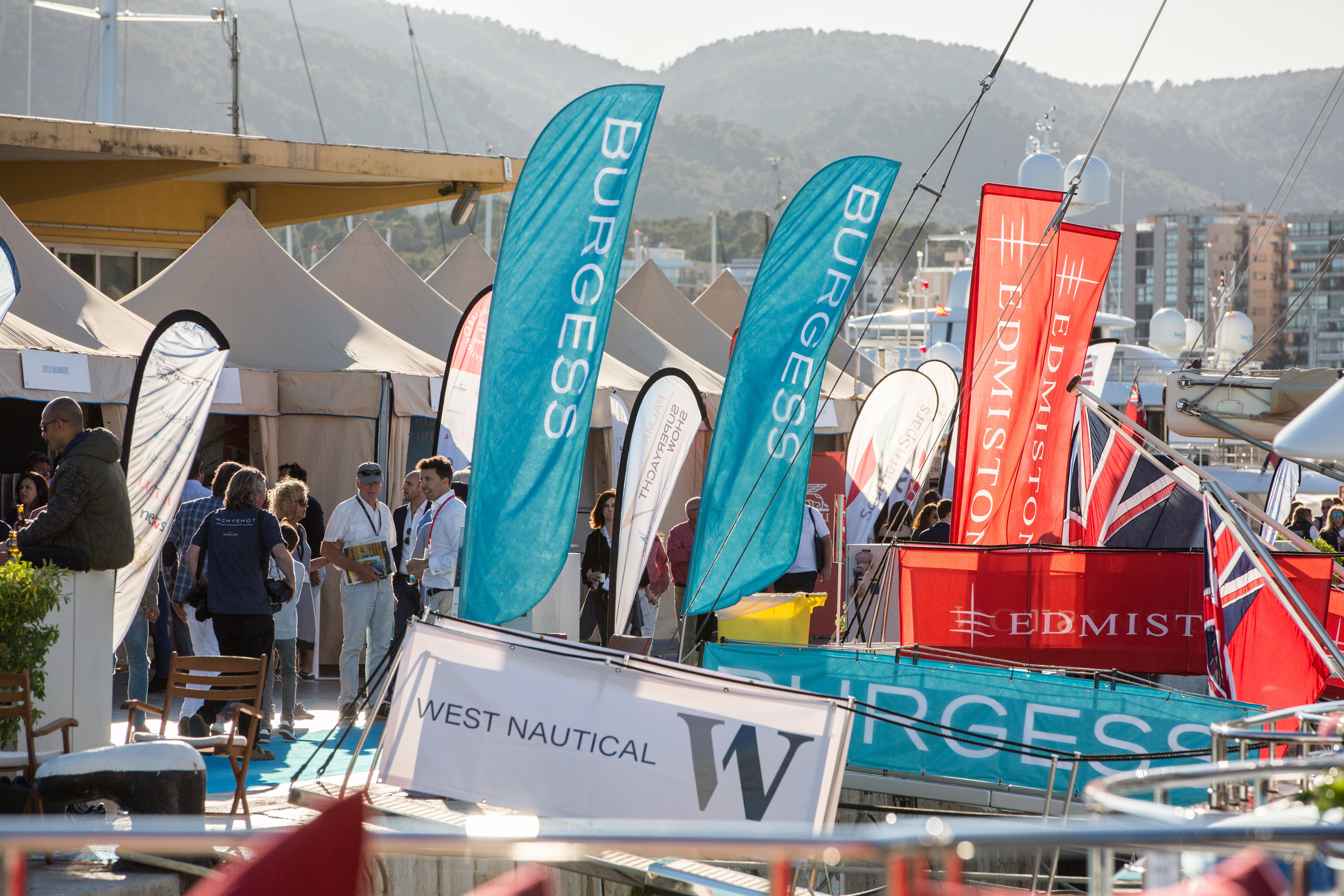 Palma International Boat Show Mallorca Palma Cathedral