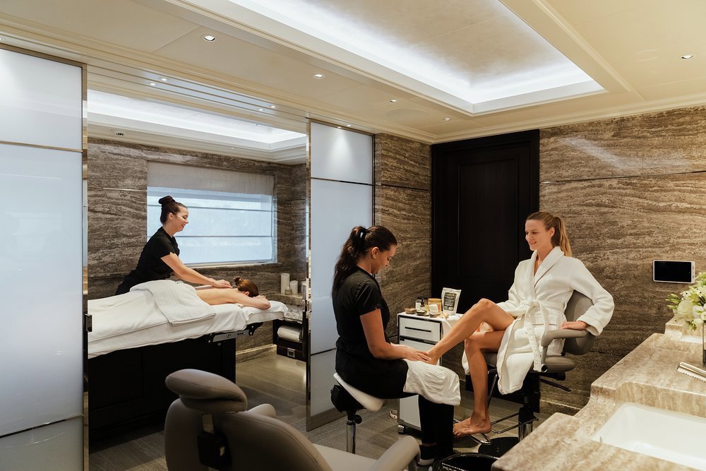 You can both enjoy some pampering at the same time