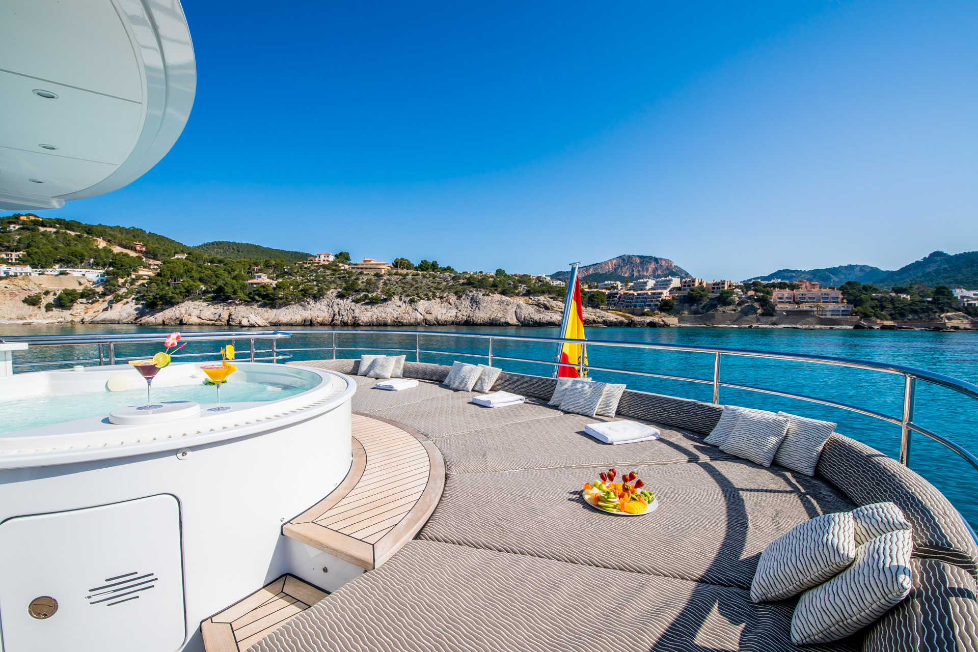 AZIZA yacht