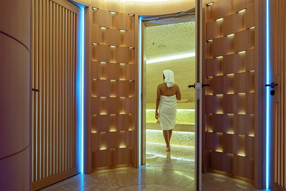 ILLUSION PLUS uses lighting design to create a soothing spa ambience