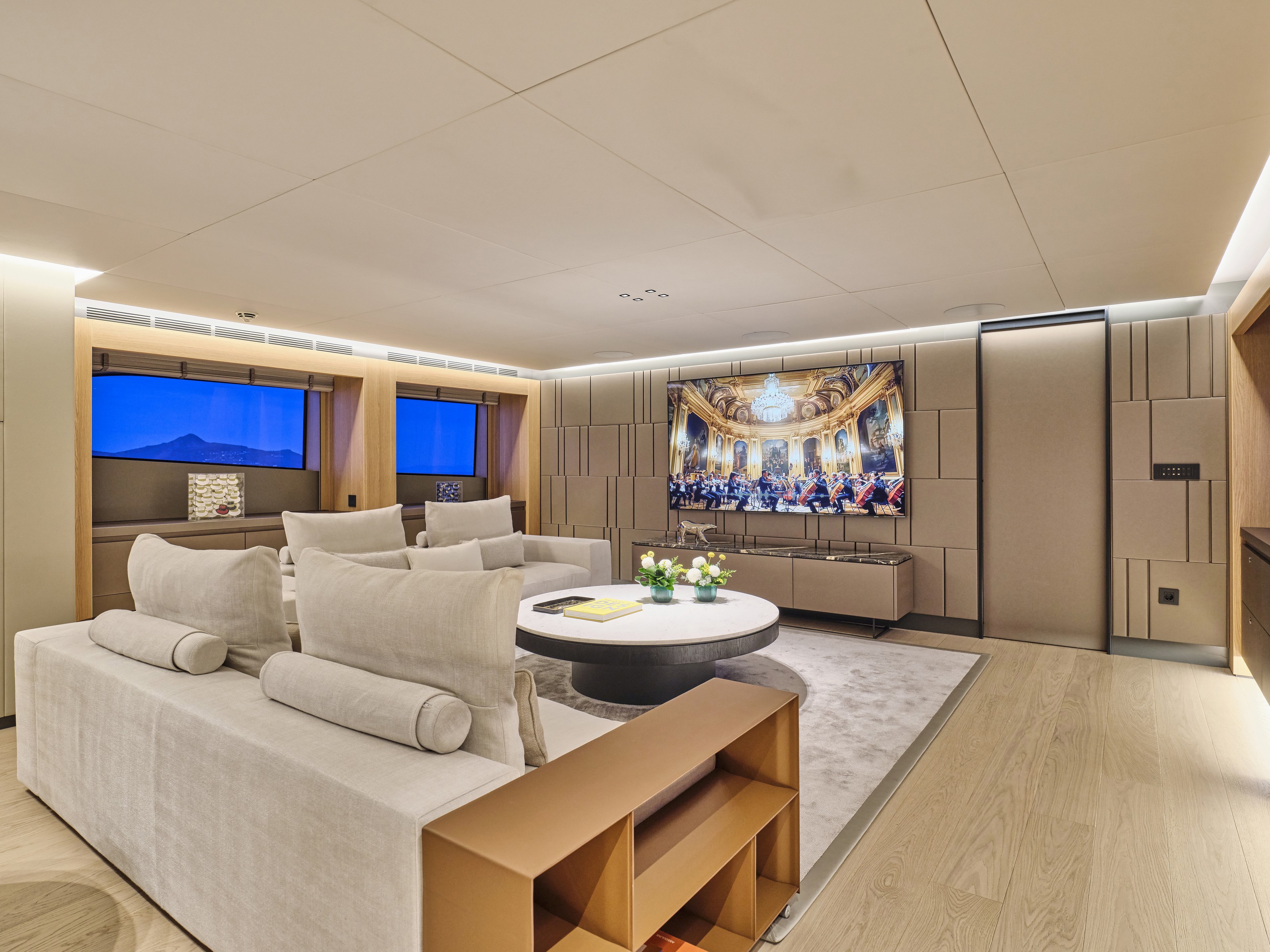 MAESTRO yacht