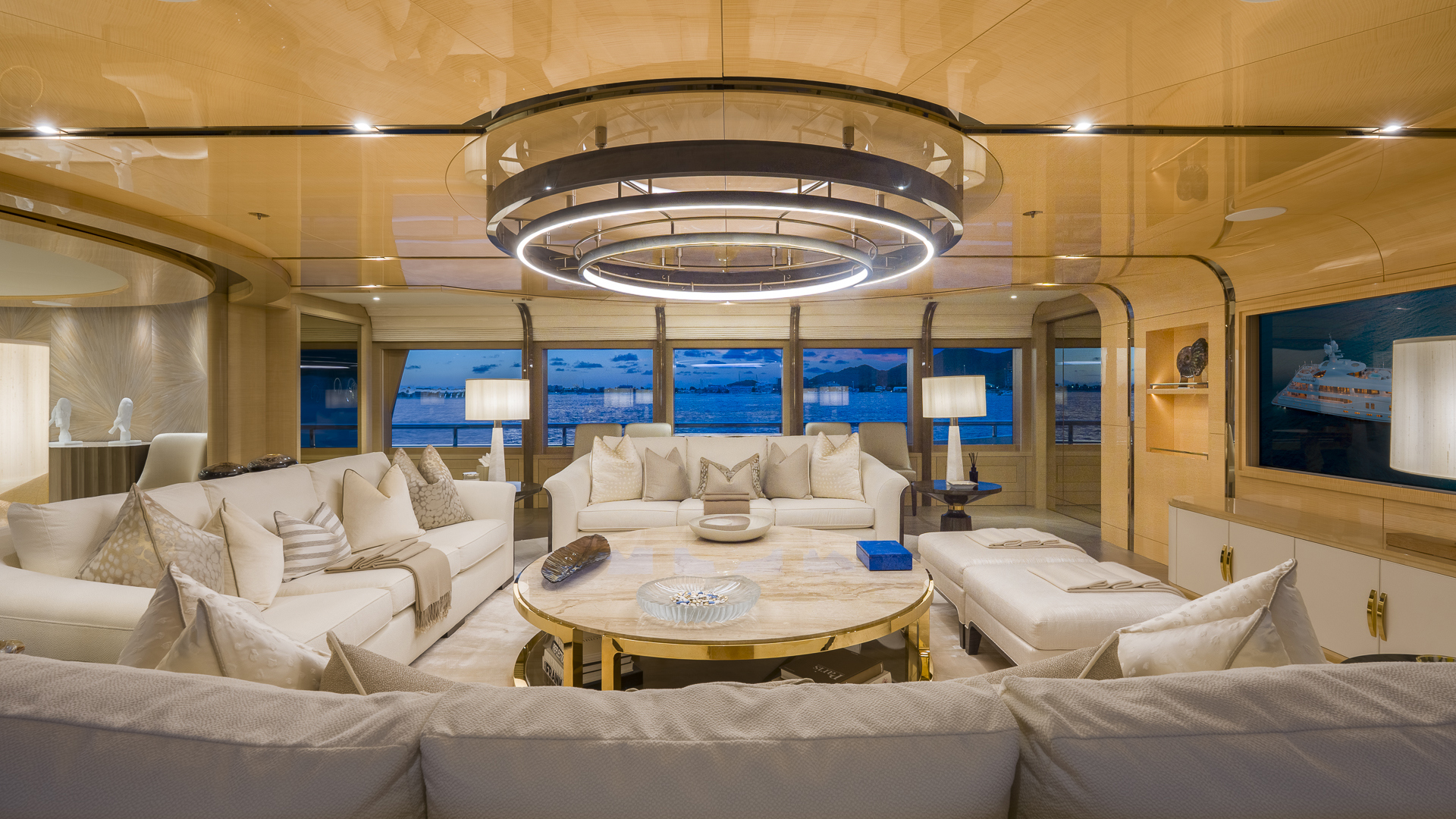 NENINKA Amels yacht