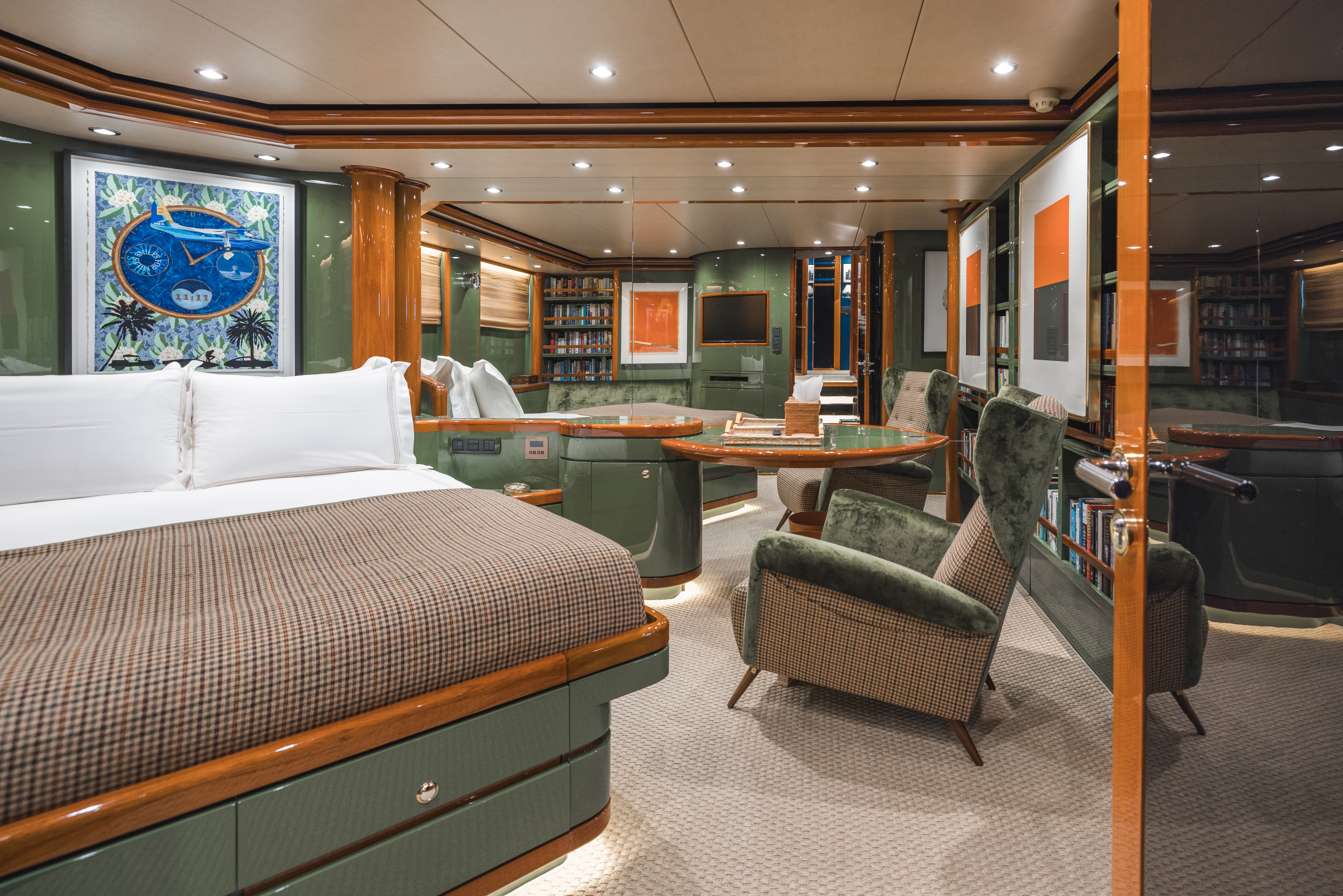 SLOW POKE explorer yacht