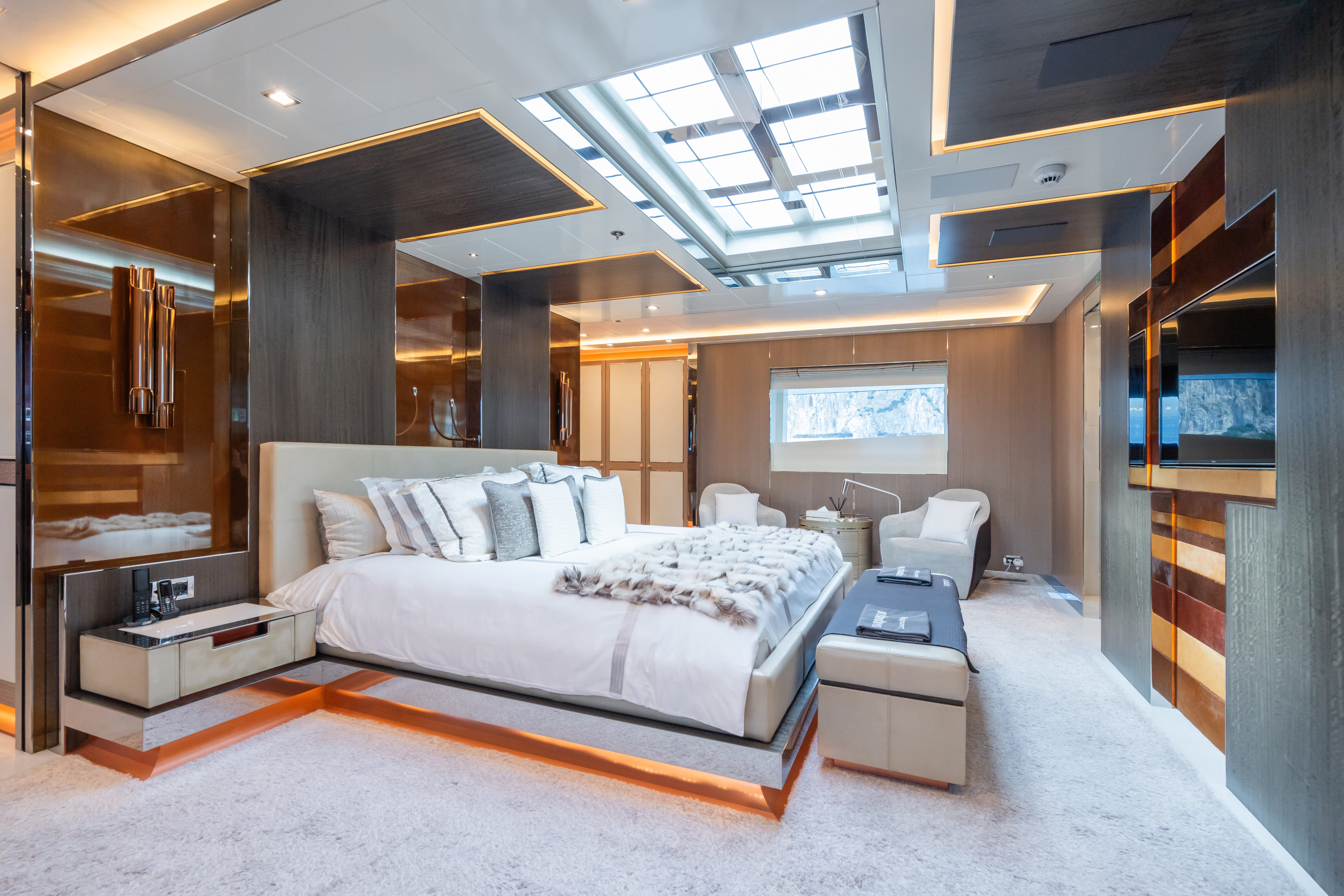 STARBURST III yacht