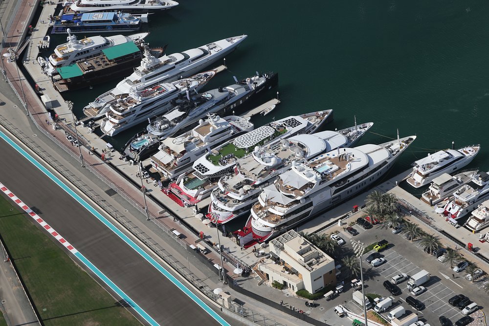Give the F1 fan in your life a weekend to remember