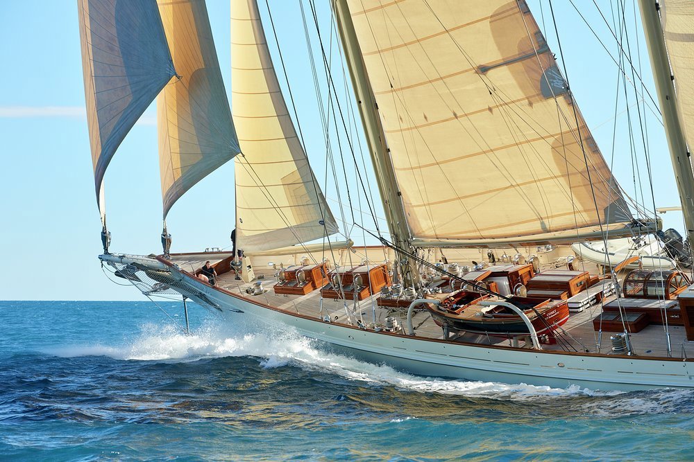 Tenders are stowed on the midships sidedecks