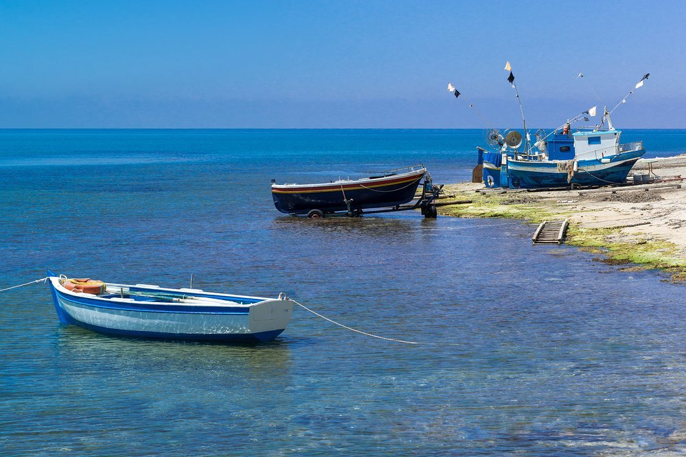 The seafood is as fresh as it gets, straight from the sea