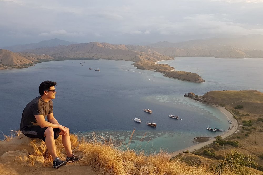 James overlooks Gili Lawa Darat