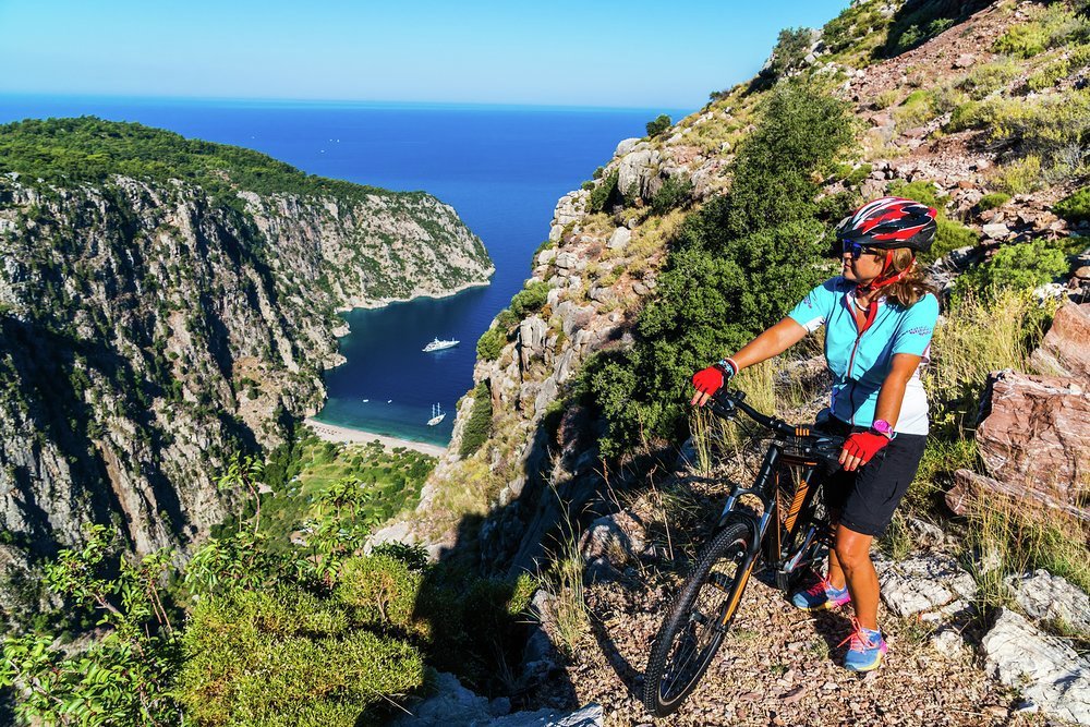 More comfortable temperatures make exploring ashore more attractive