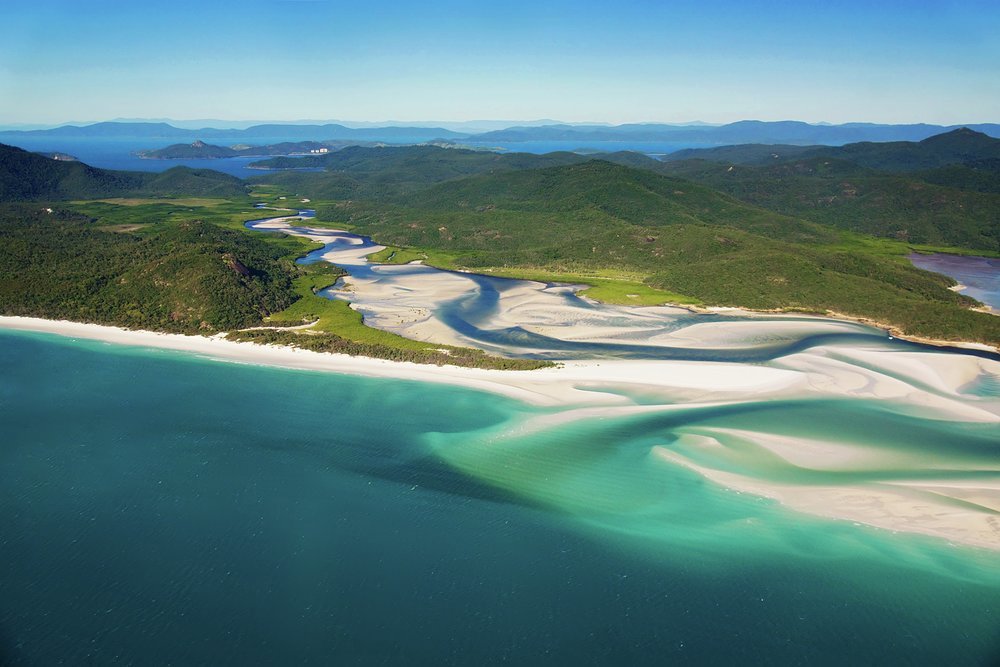Experience the extraordinary natural beauty of Whitehaven Beach in the Whitsundays