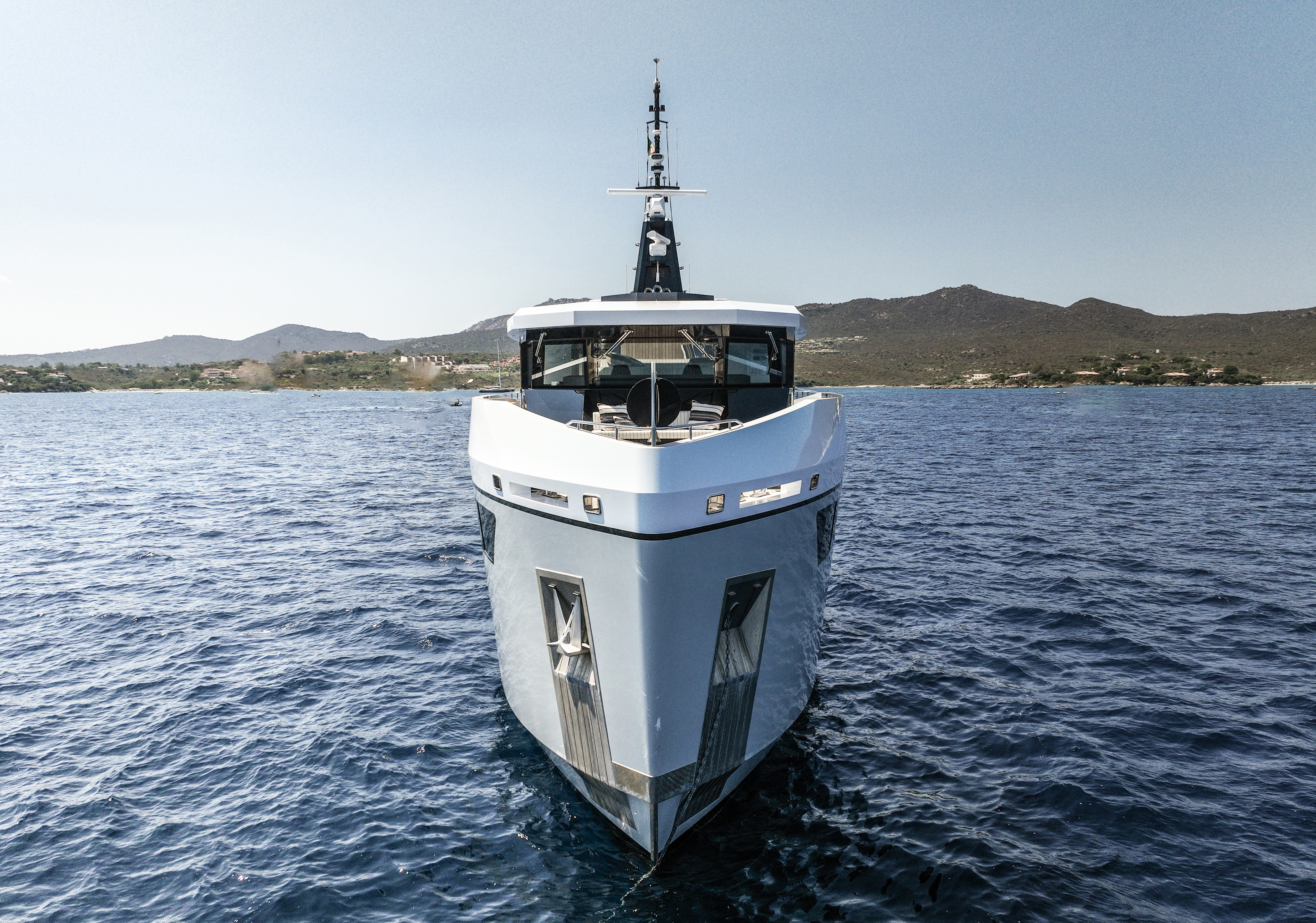 FOX explorer yacht