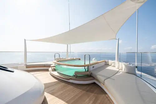 Sun deck jacuzzi and lounging area