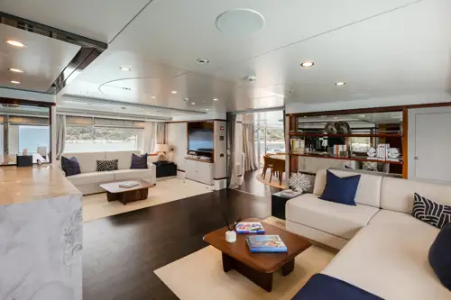 Upper deck lounge